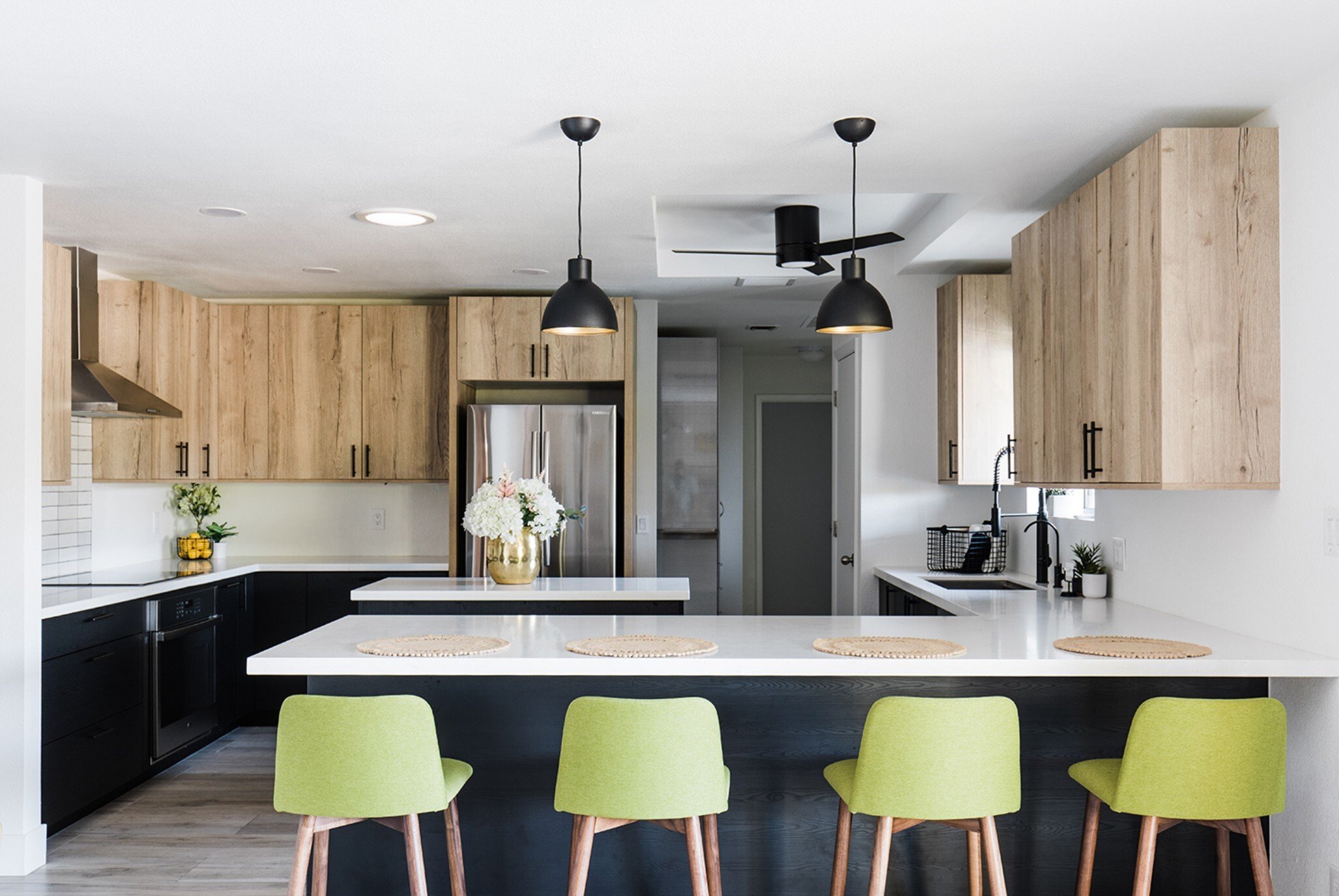 Medium kitchen